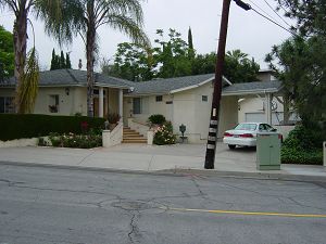 La Crescenta addition, remodeling and new guest unit